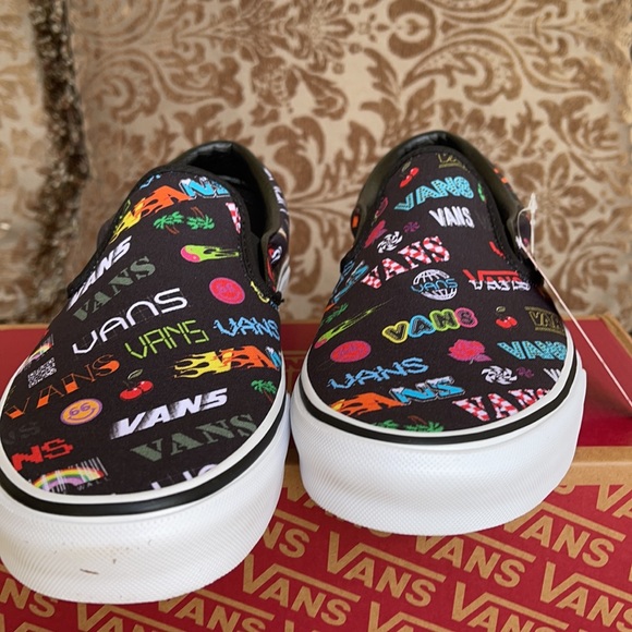 Vans Classic Slip On Disruptive Black/True White M - Picture 13 of 16